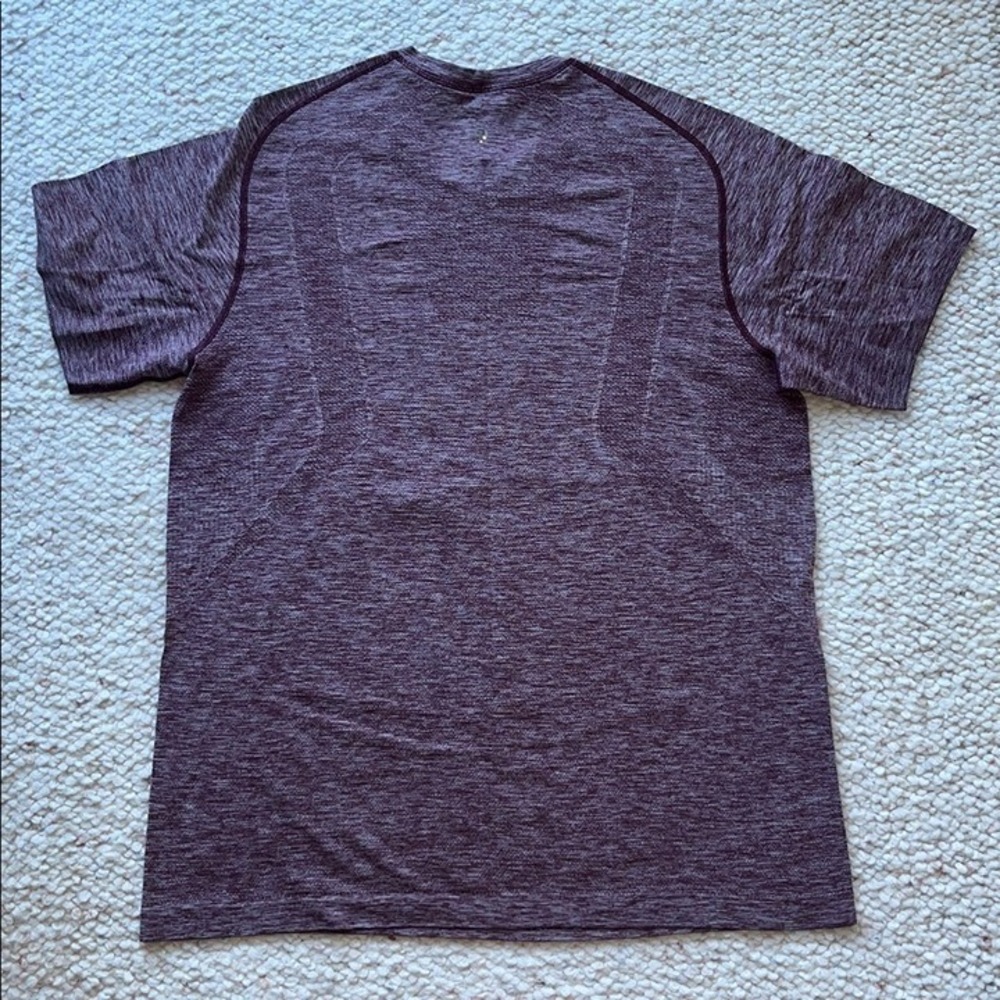 Lululemon Metal Vent Tech Short‎ Sleeve Shirt Maroon Large - Picture 5 of 7